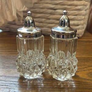 Vintage Indiana Glass Clear Salt and Pepper Shakers Diamond Cut Tiara Set